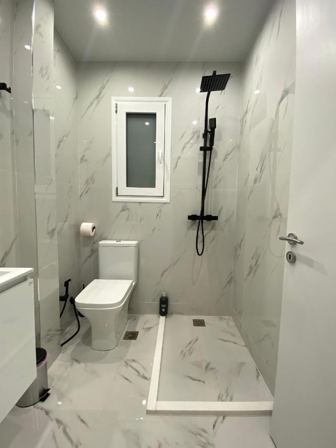 Luxury 1 Bedroom Flat Athena Bagian luar foto