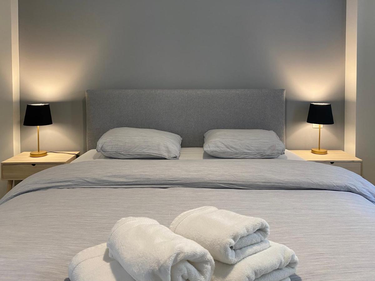 Luxury 1 Bedroom Flat Athena Bagian luar foto