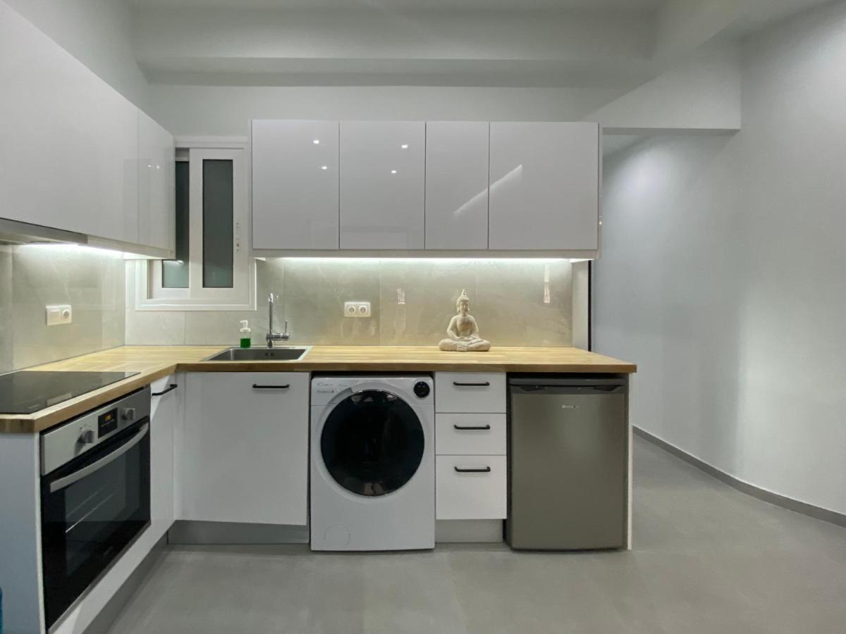 Luxury 1 Bedroom Flat Athena Bagian luar foto